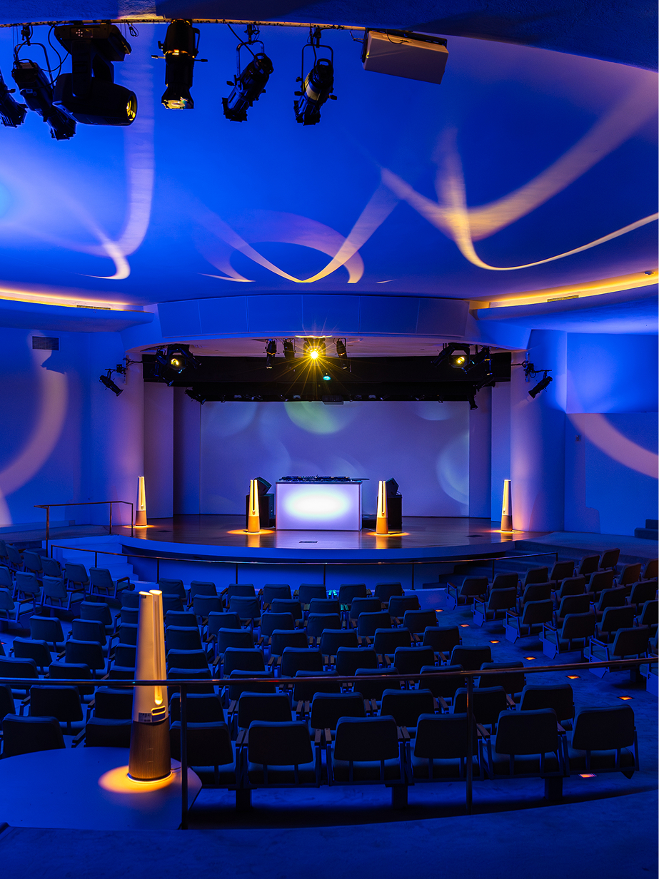 LG PuriCare AeroTower Objet Collection installed in the Guggenheim Museum ceremony space