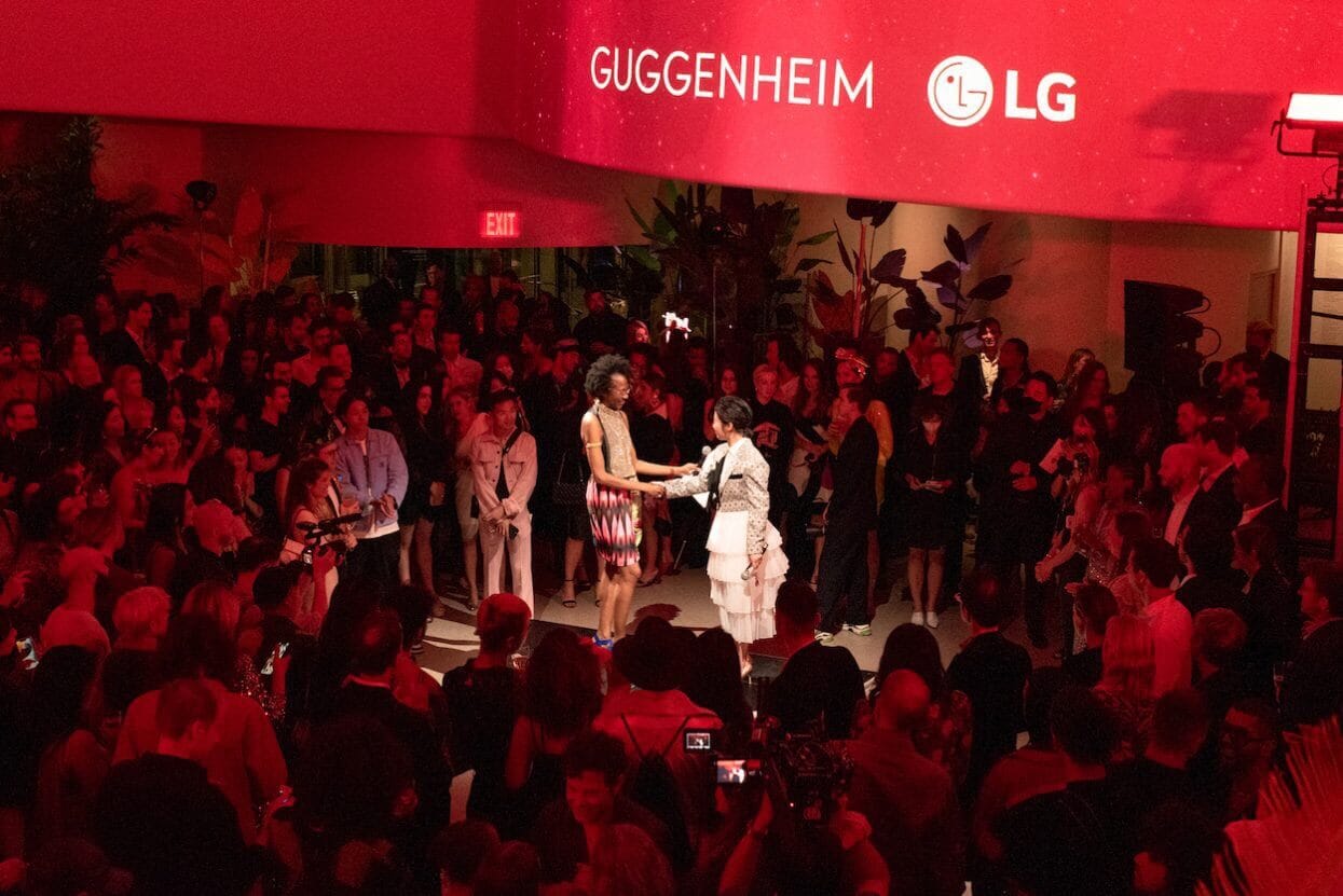 LG partners with the Guggenheim museum, 구겐하임 뮤지엄과 손잡은 LG